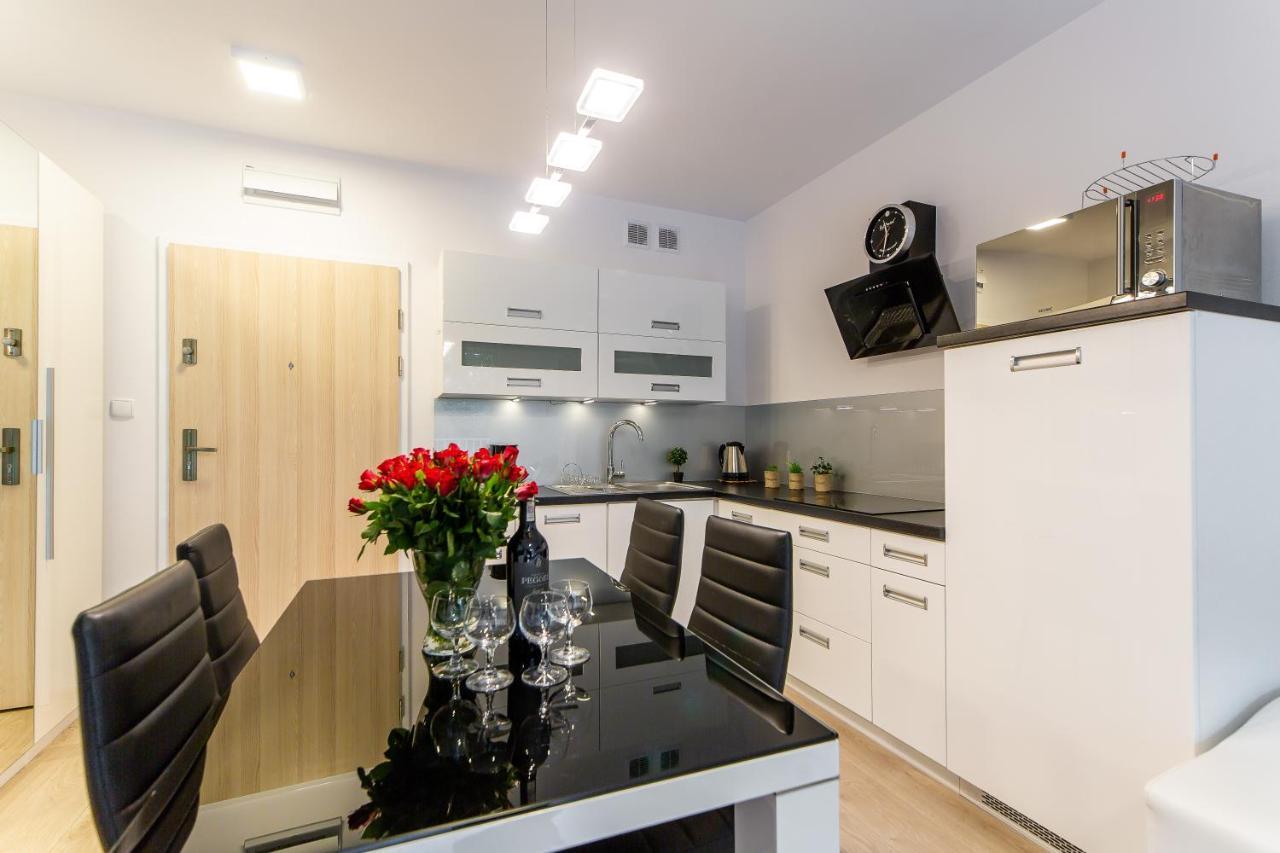 Feniks Spa Apartments 2 By Jantar Apartamenty Kolobrzeg Room photo